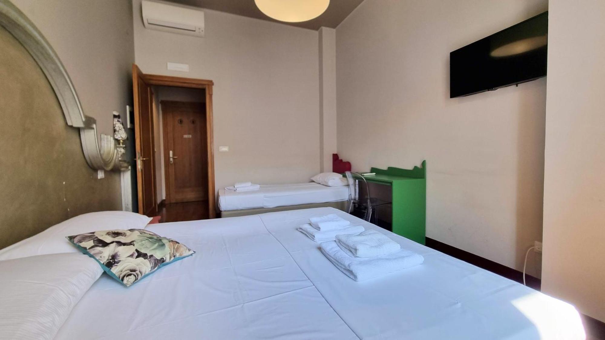 Locanda Al Volo Tommaseo Trieste Eksteriør billede